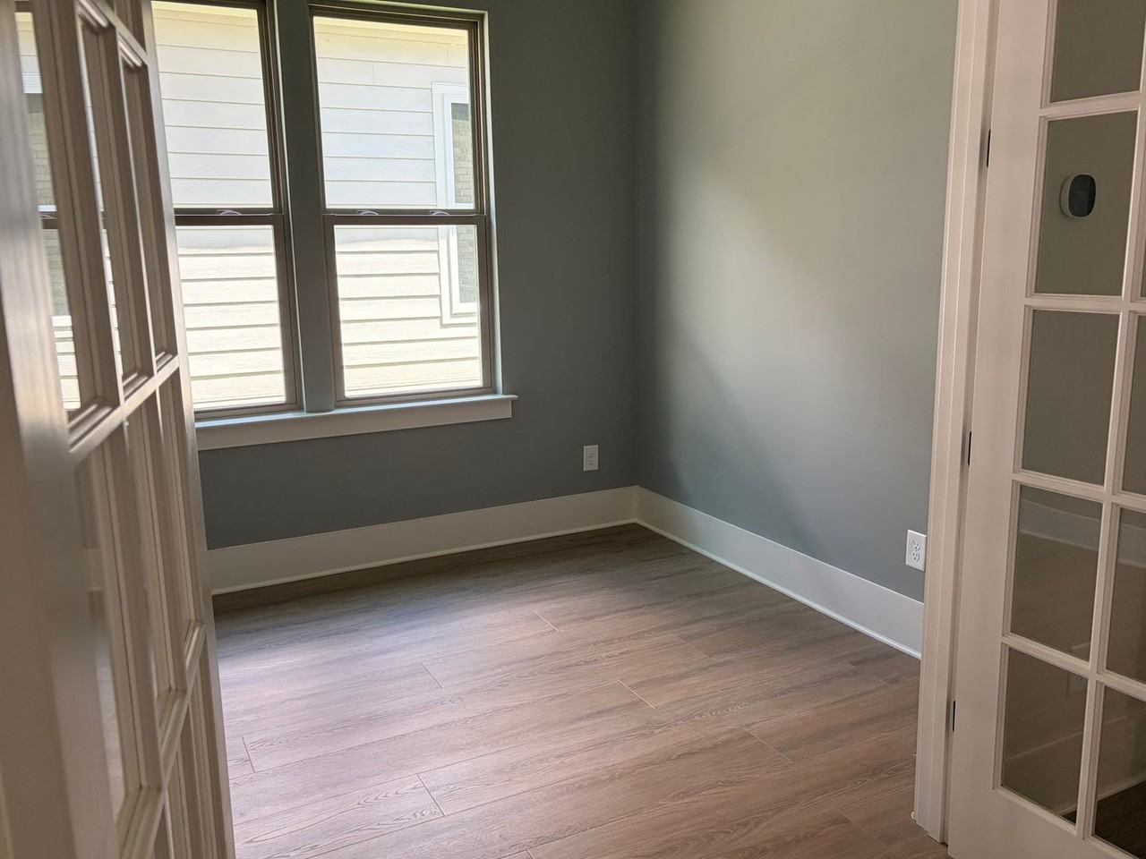 4208 Longmire Loop - Photo 5 of 20