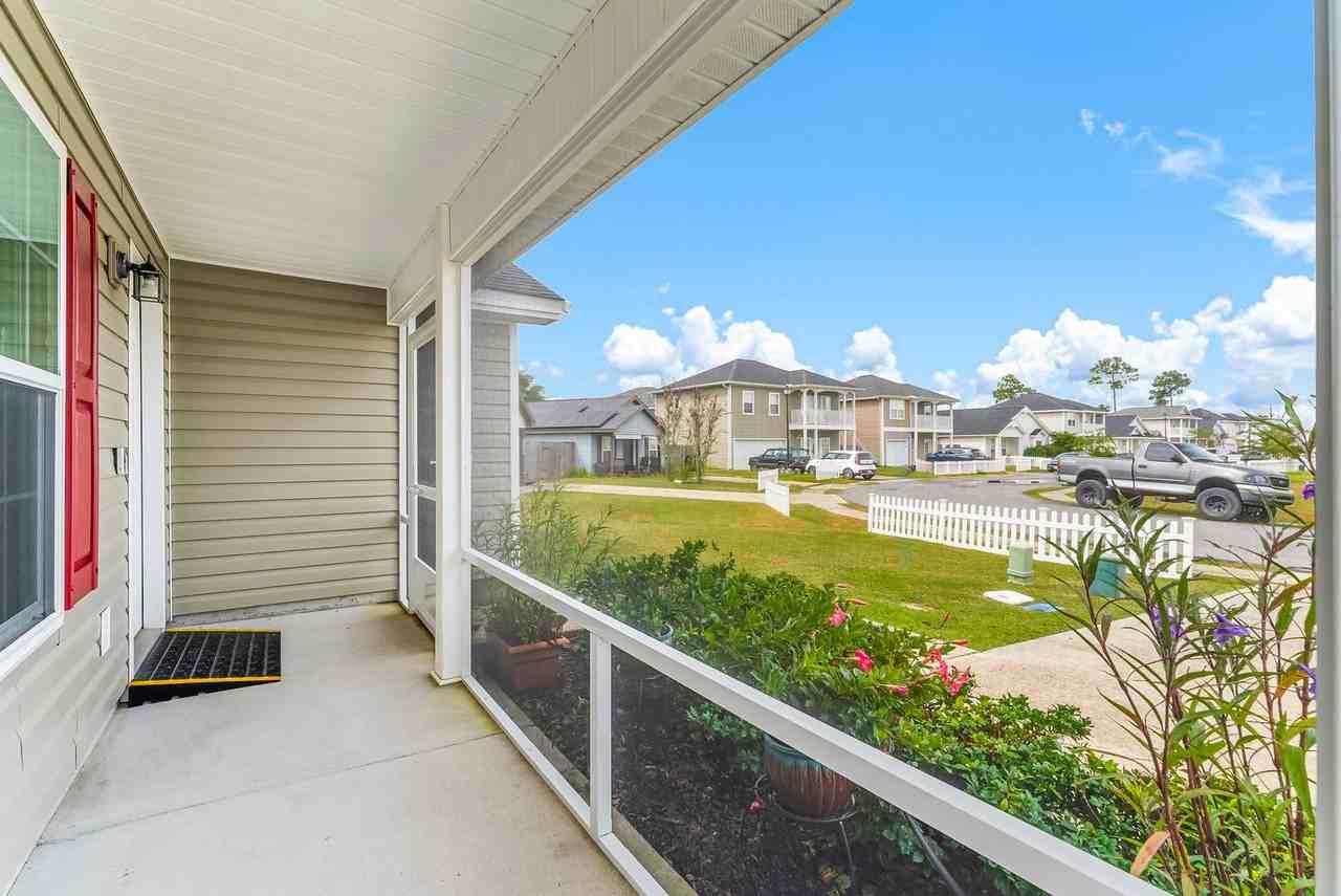 2624 Avondale Ct - Photo 3 of 32