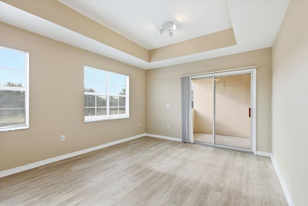 1015 Villagio Cir #202 - Photo 7 of 41