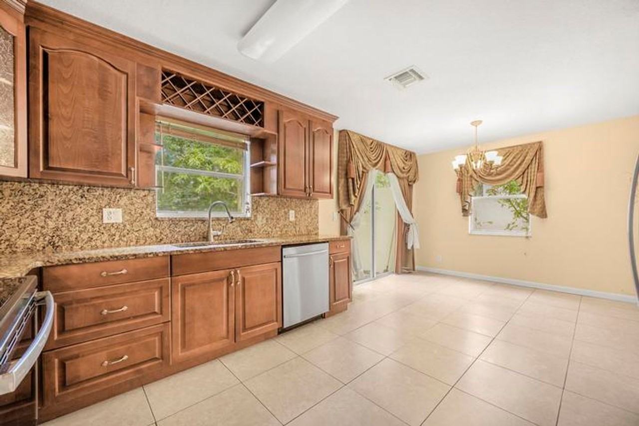 929 Imperial Lake Rd - Photo 2 of 15