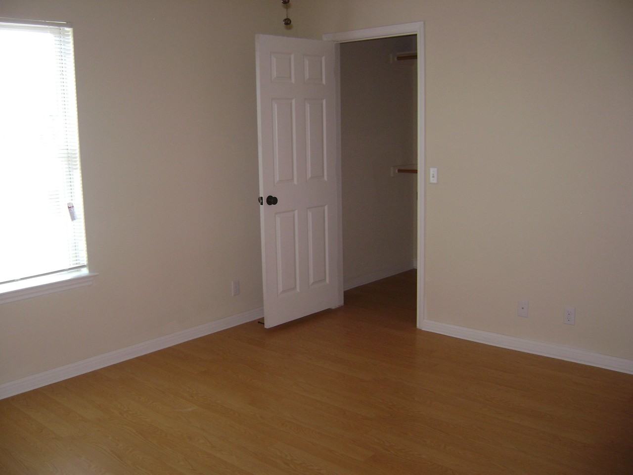 2507 Oak Ln - Photo 6 of 6