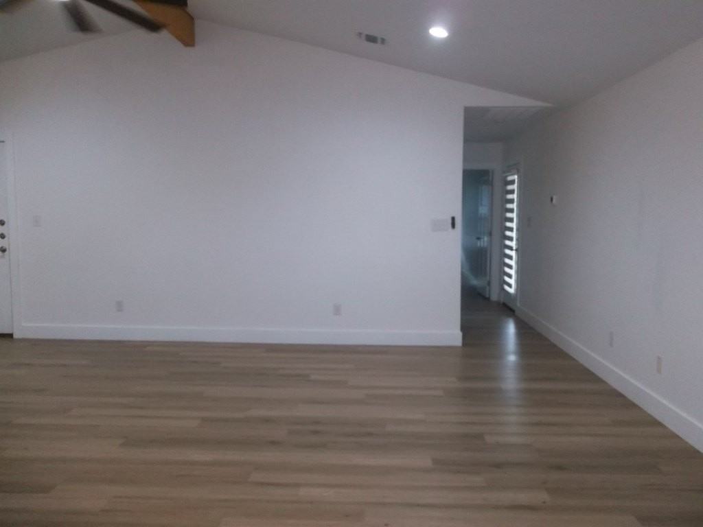 240 Pin Oak Way - Photo 5 of 12