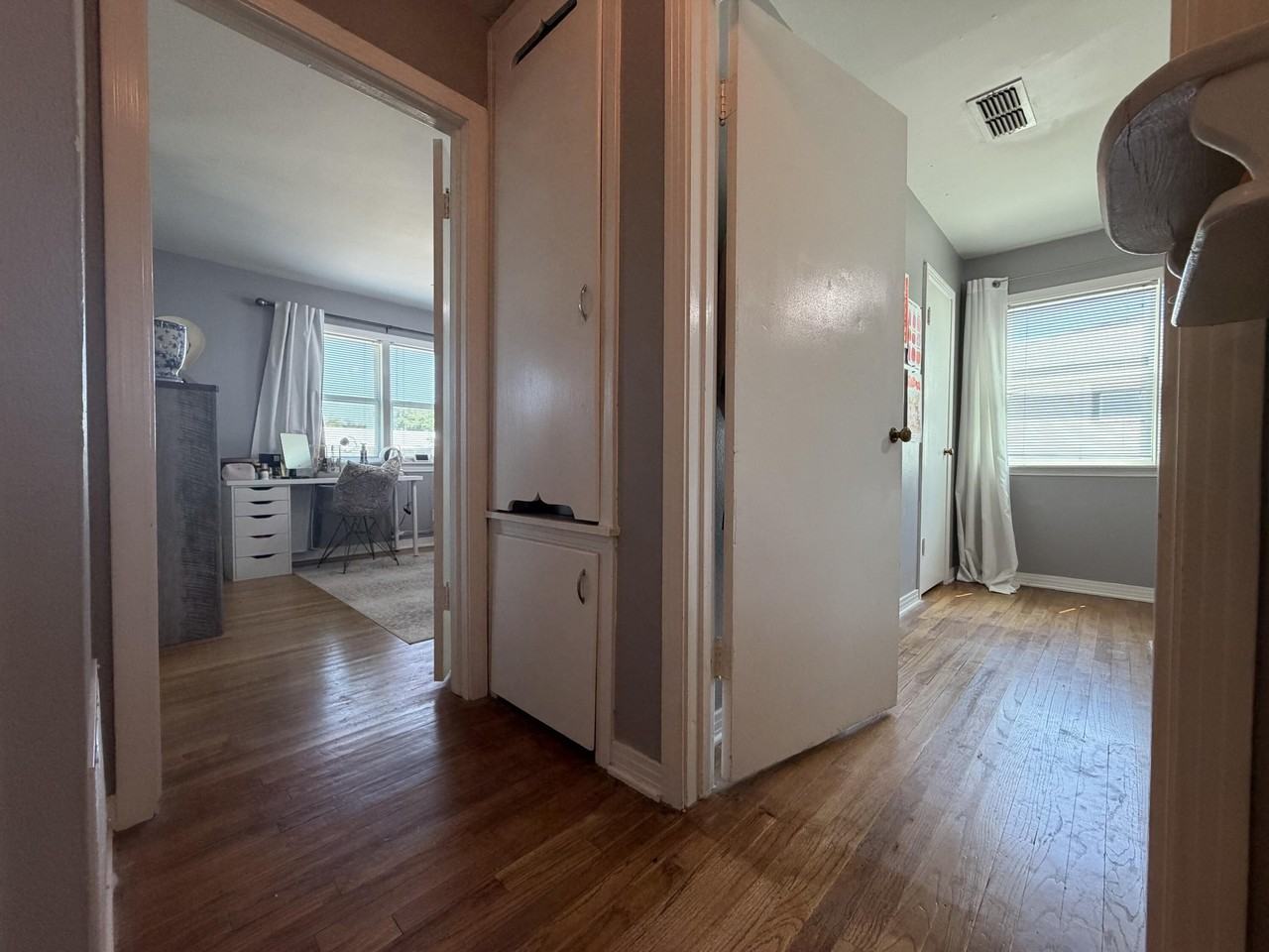 4407 37th St - Photo 5 of 17