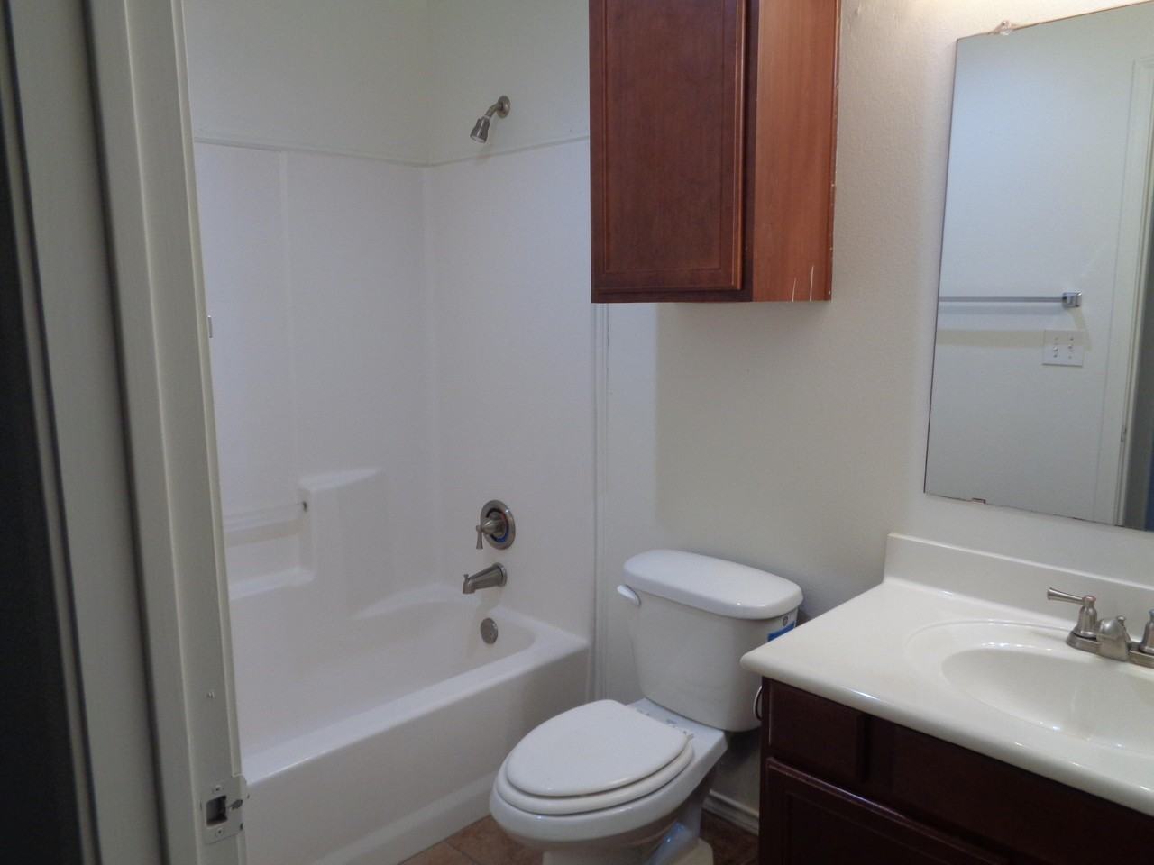 6926 96th St - Photo 7 of 7