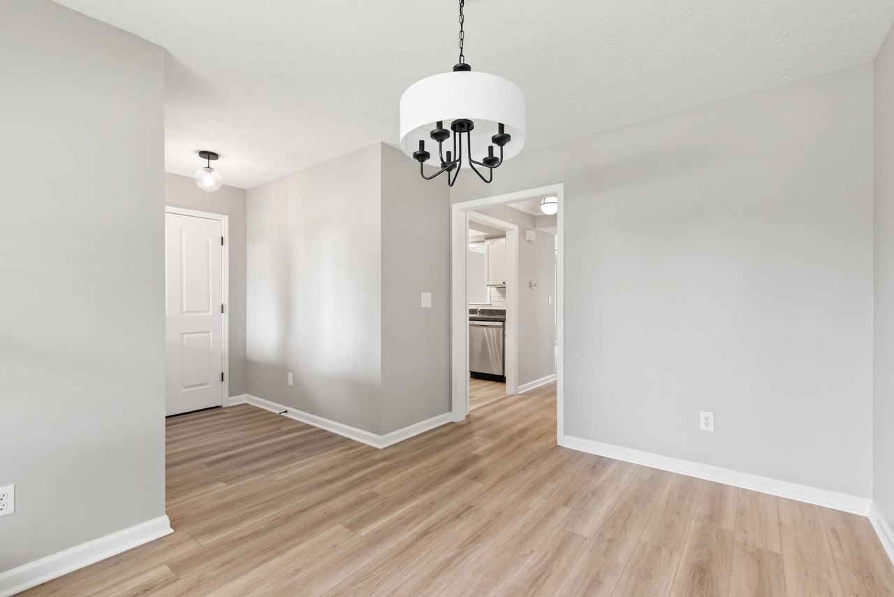 105 Bay Hill Dr - Photo 3 of 18