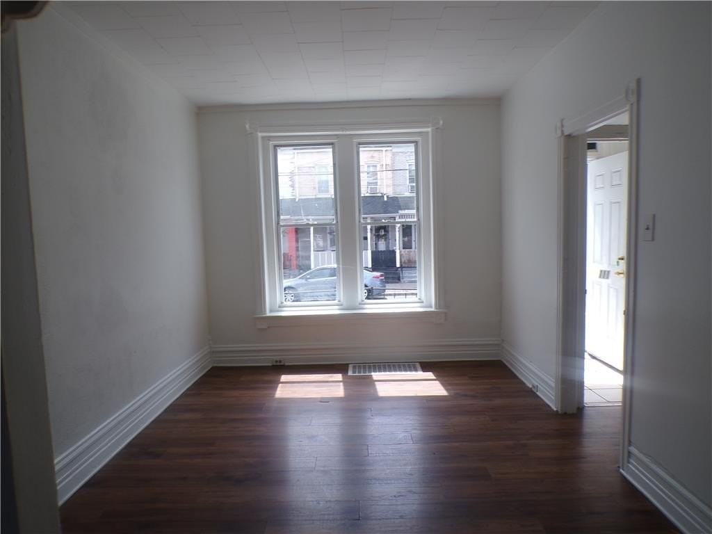 111 Ridge Ave - Photo 3 of 15