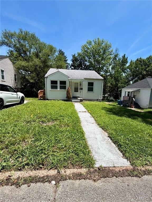 7121 Lamont Dr - Photo 2 of 30