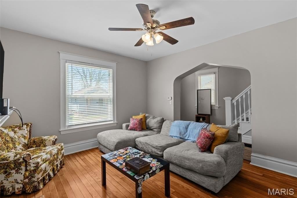 4147 Beethoven Ave - Photo 7 of 36