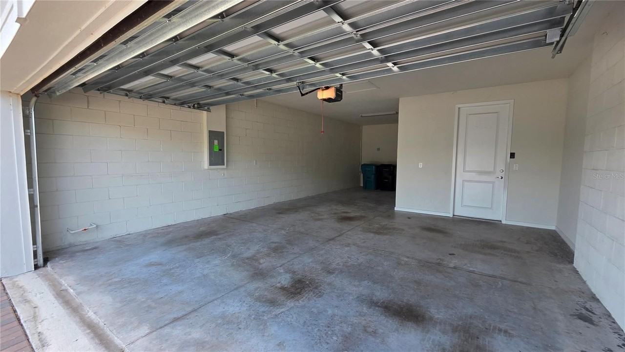 13925 Destin Beach Ln - Photo 5 of 50