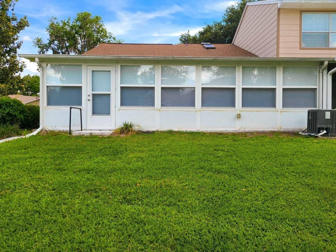2321 Se 19th Cir - Photo 5 of 37
