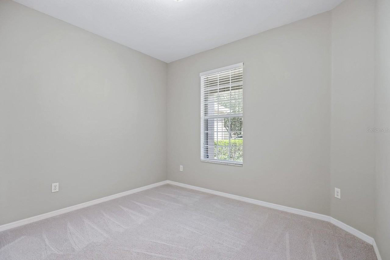 5221 Bannister Park Ln - Photo 7 of 33