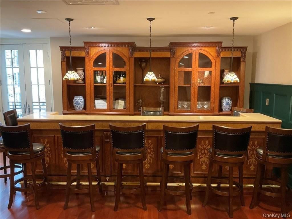 405 Trump Park - Photo 5 of 32