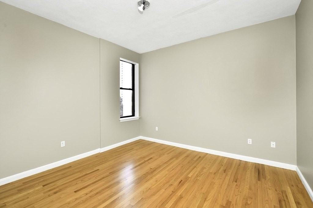 3 Forest St #301 - Photo 4 of 14