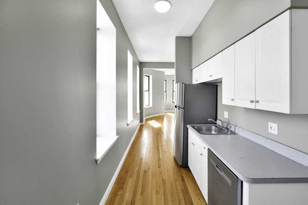 3 Forest St #301 - Photo 7 of 14