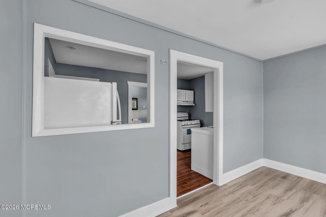 135 Hamilton Ave #A - Photo 5 of 21