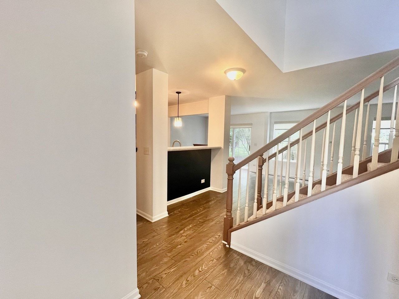2407 Stoughton Cir #2407 - Photo 3 of 21