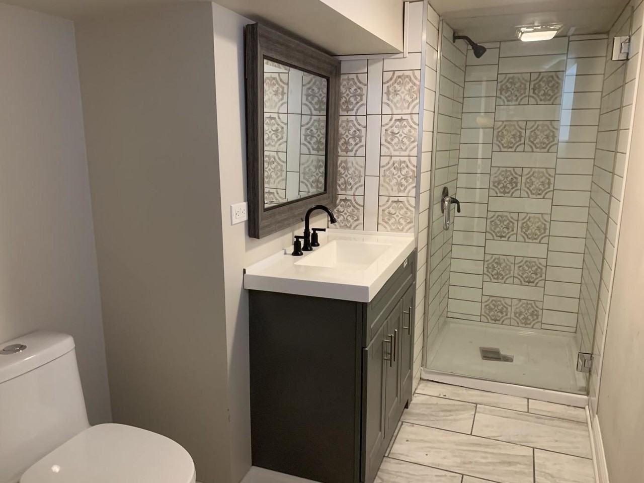 2418 N Washtenaw Ave #2418 - Photo 5 of 23