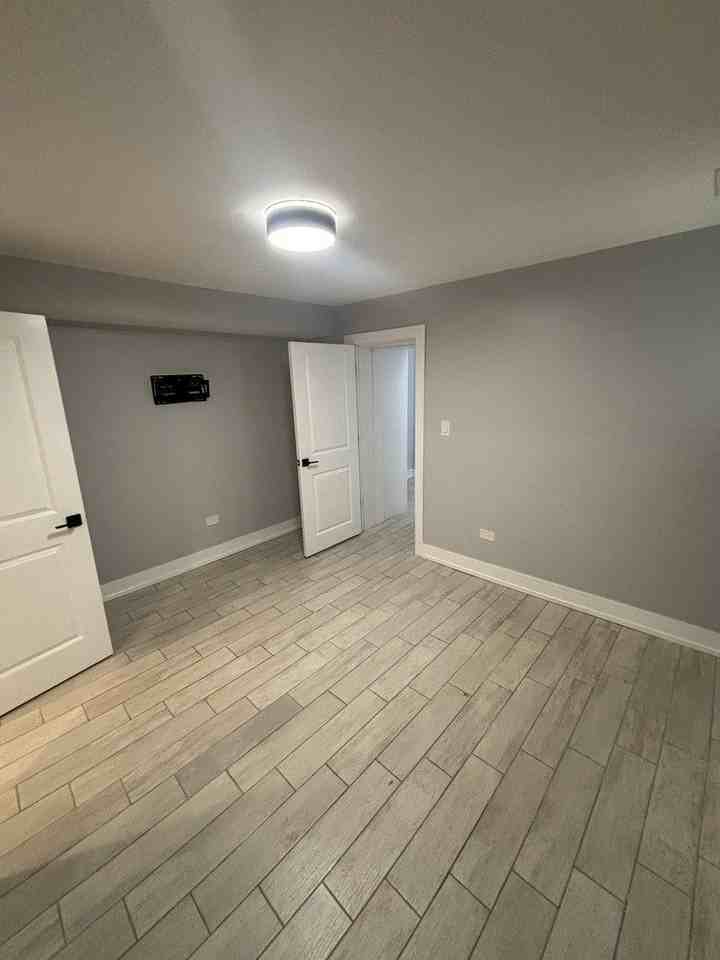 7932 S Peoria St #BS - Photo 3 of 9