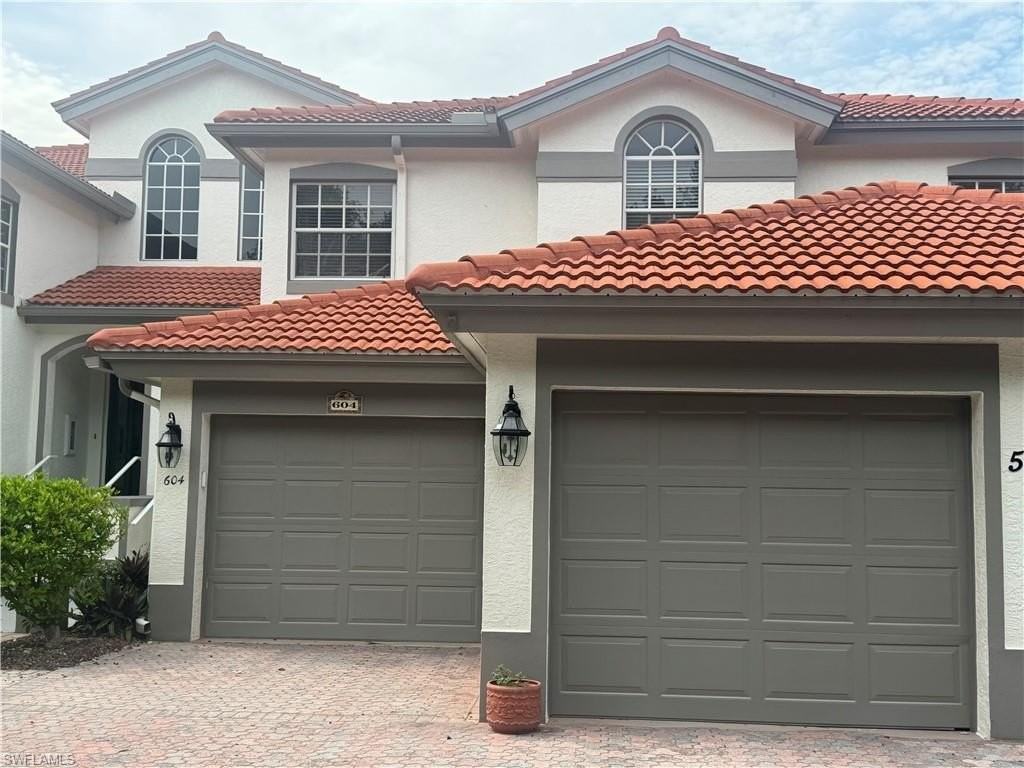 562 Laguna Royale Blvd #604 - Photo 4 of 19