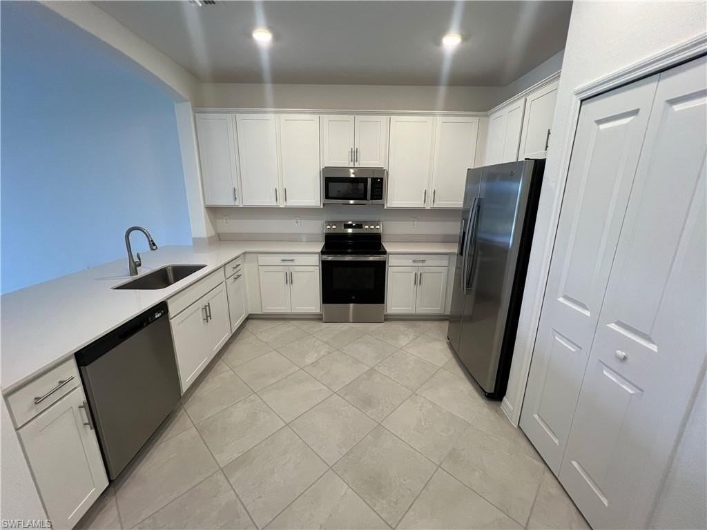 2320 Dragonfruit Way - Photo 5 of 33
