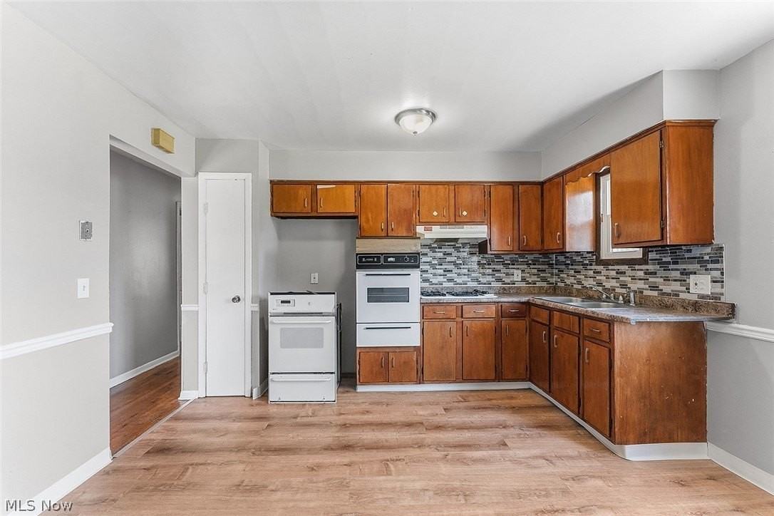 473 E 222nd St #473DN - Photo 6 of 22
