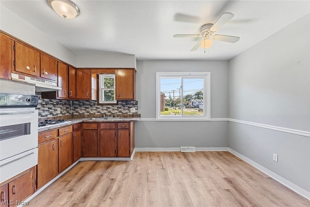 473 E 222nd St #473DN - Photo 7 of 22