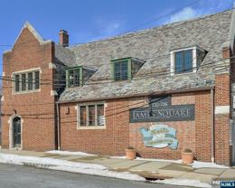 1 Laurel Pl - Photo 1 of 1