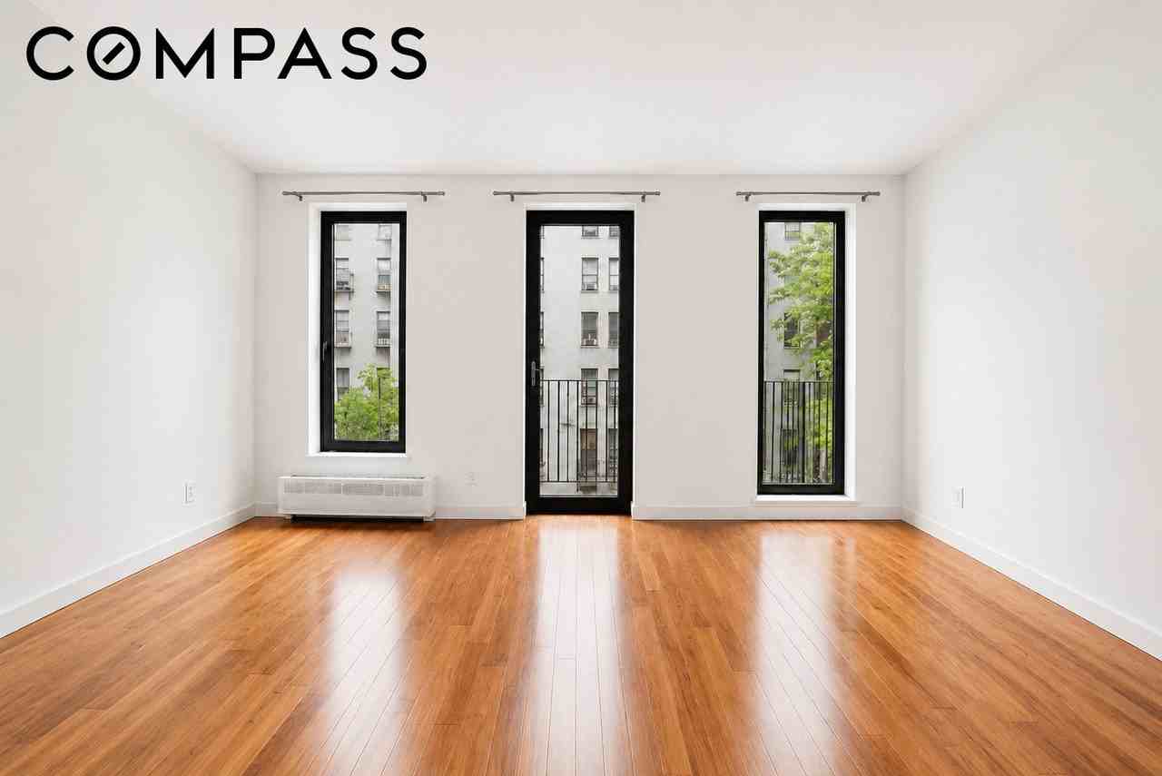 251 W 121st St #3 - Photo 4 of 10