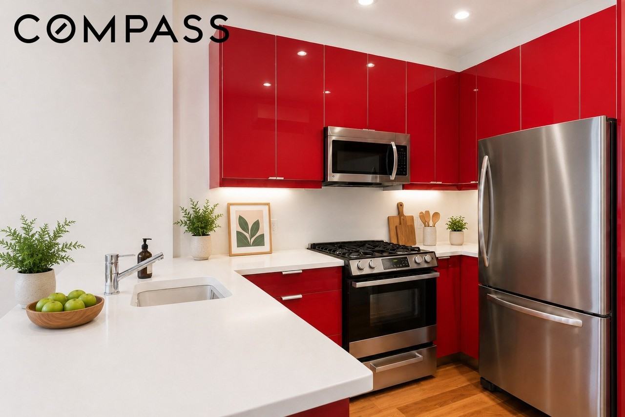 251 W 121st St #3 - Photo 5 of 10