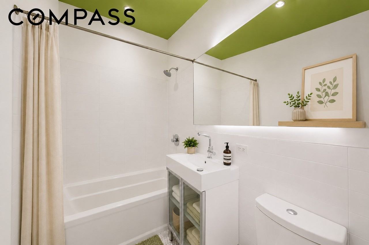 251 W 121st St #3 - Photo 7 of 10