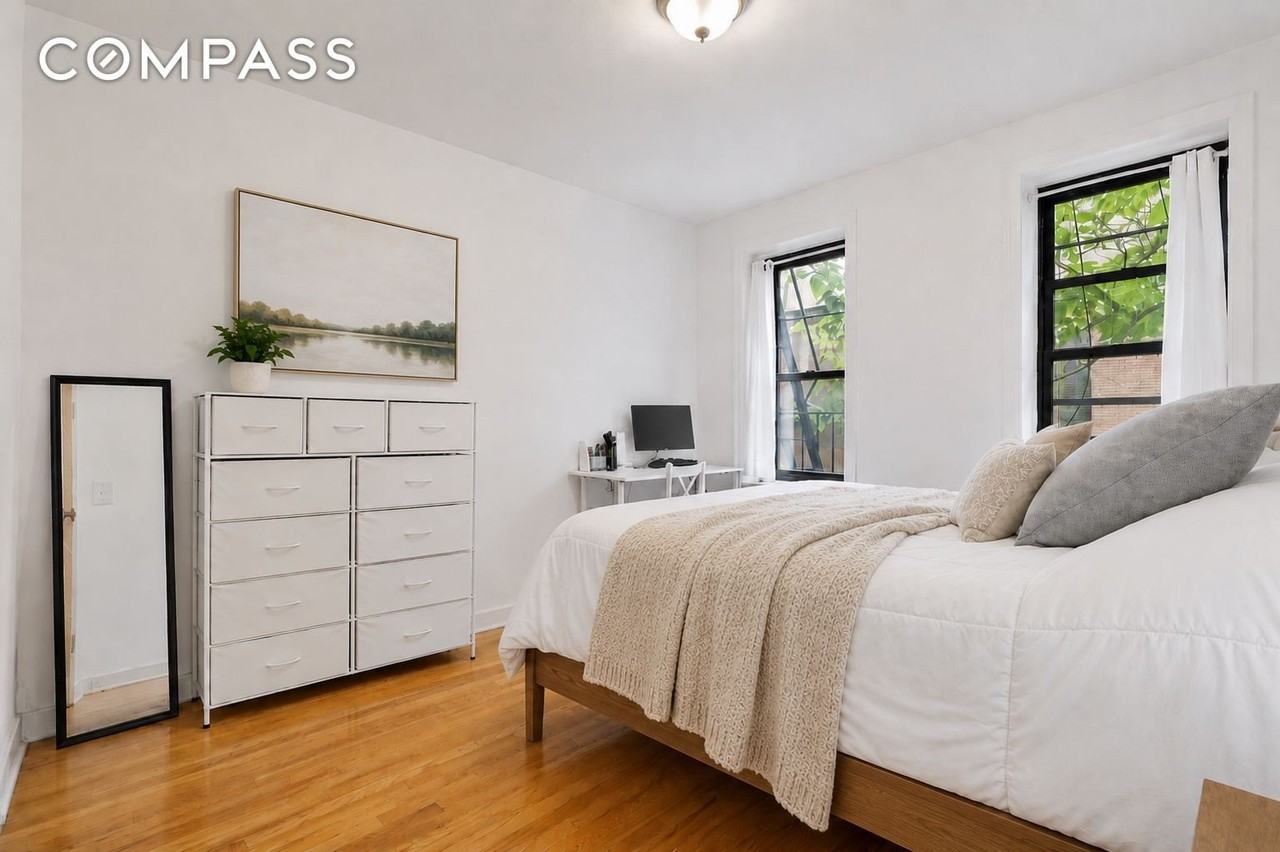241 Mulberry St #5 - Photo 3 of 5