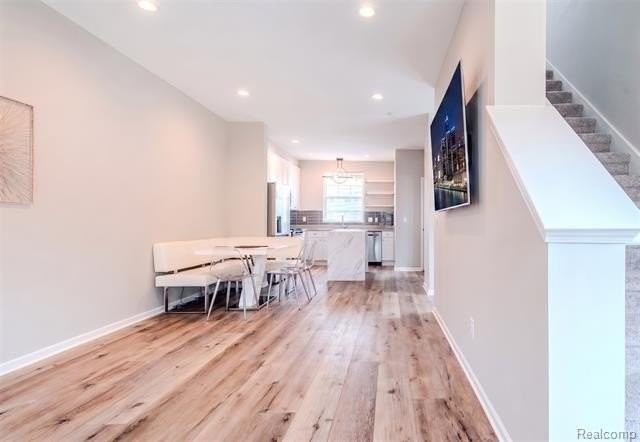 322 Jeff Keeton Dr - Photo 2 of 29