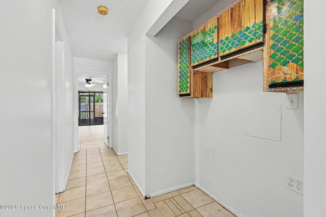 1032 Mary Joye Ave - Photo 5 of 15