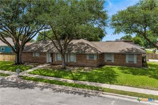 608 Rosewood Dr - Photo 1 of 1
