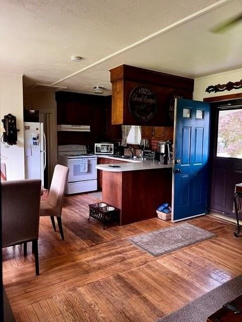 47 Sherman Ave - Photo 2 of 9