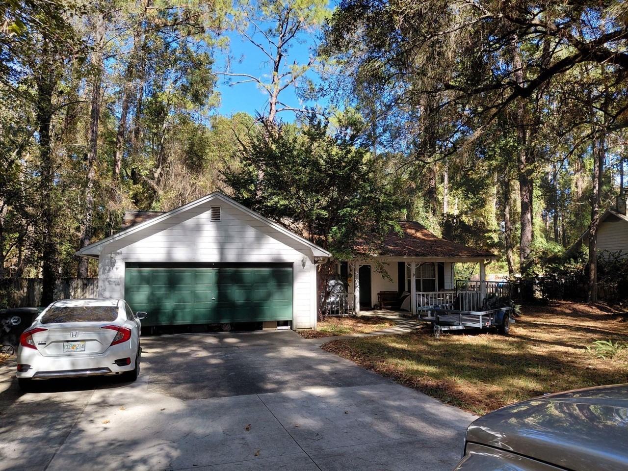 1667 Folkstone Rd