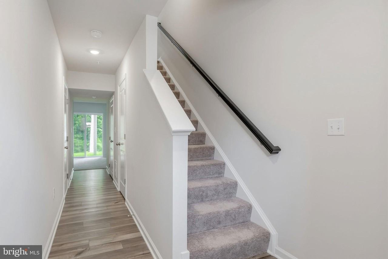 5616 Ludlow Pl - Photo 5 of 50