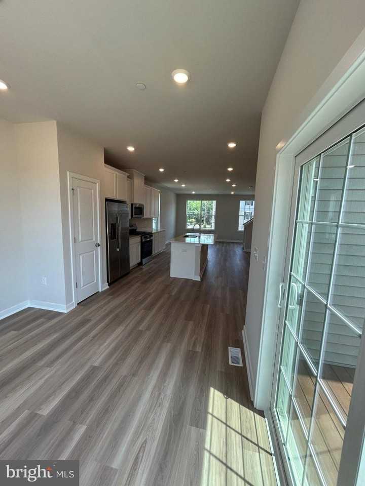 38 Barnes Way - Photo 6 of 24