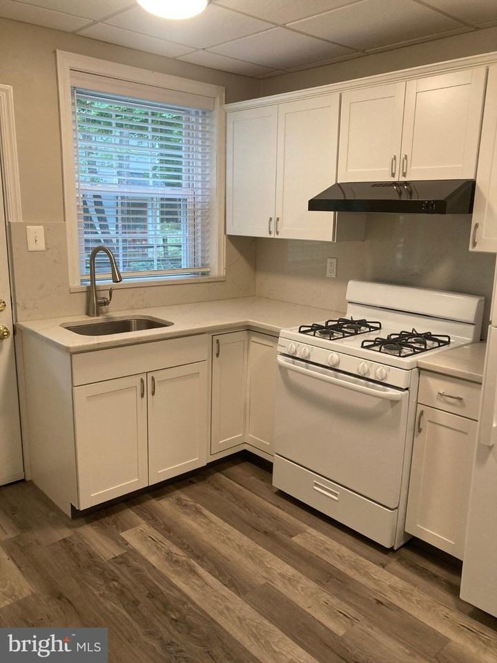 200 Elmwood Ave #1stFLEAST - Photo 4 of 17