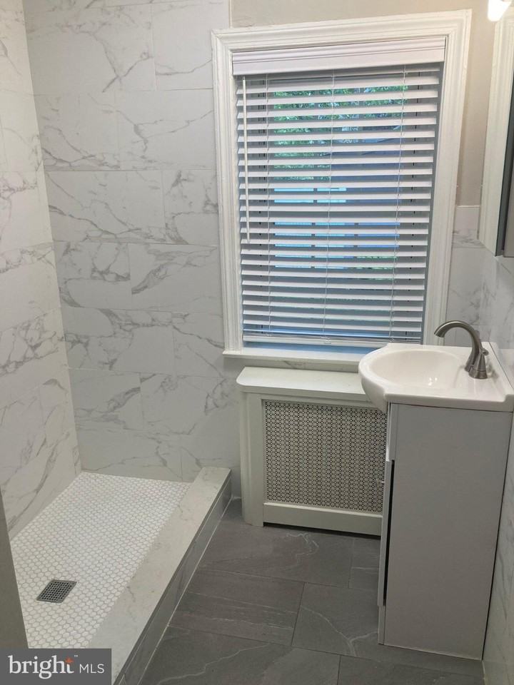 200 Elmwood Ave #1stFLEAST - Photo 5 of 17