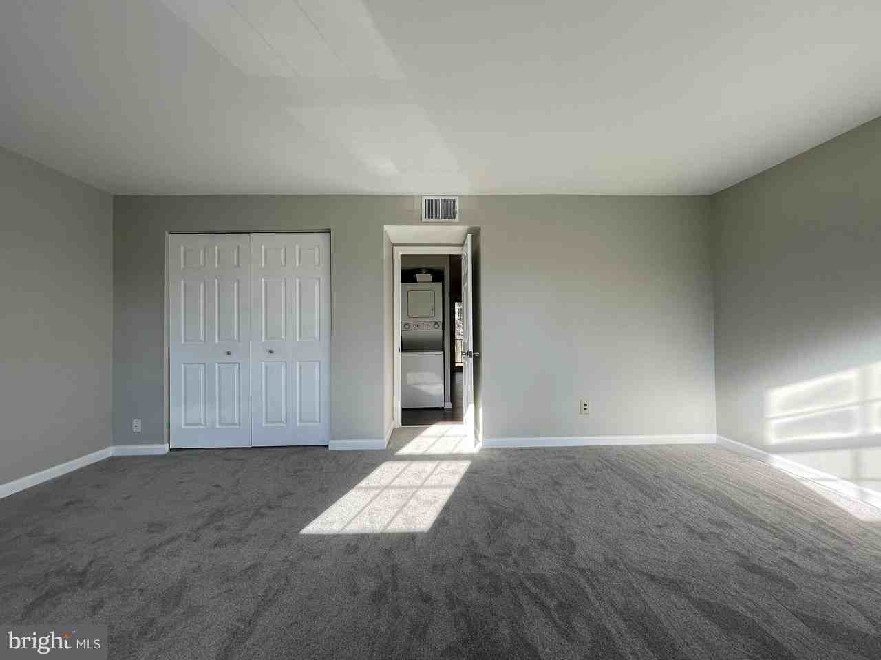 21 Shannon Dr - Photo 7 of 22