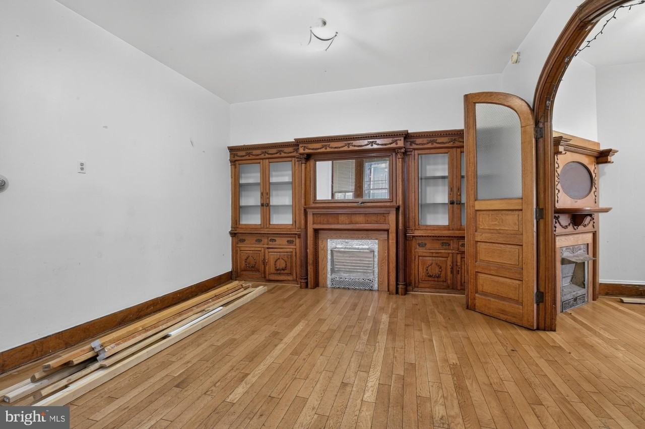 4011 Pine St - Photo 3 of 49