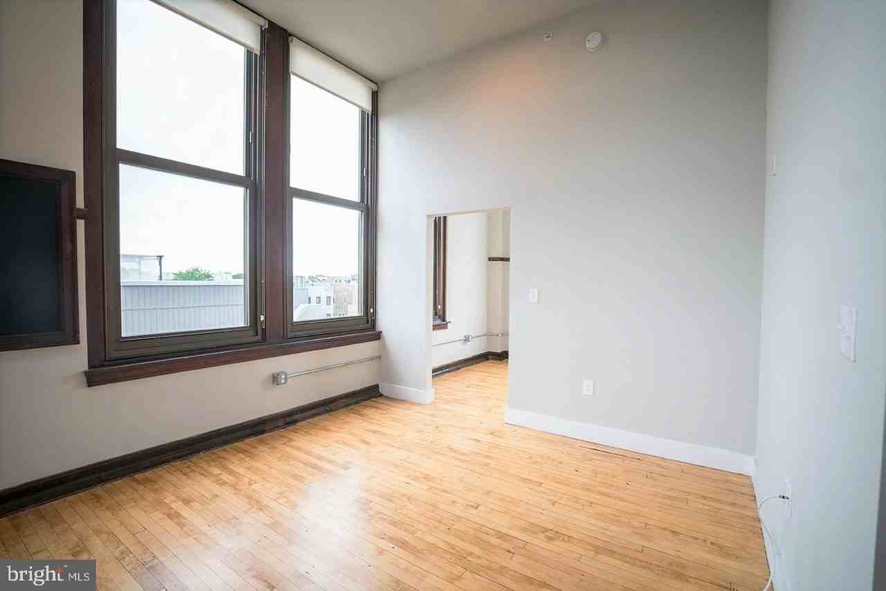 1300 S 19th St #101 - Photo 3 of 17