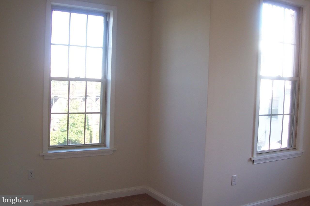 3100 Mount Vernon St #2 - Photo 6 of 11
