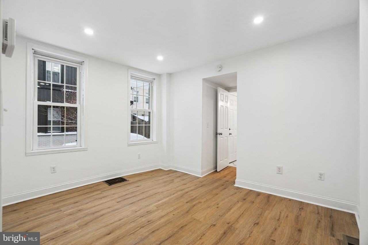 1821 Memphis St #1 - Photo 4 of 11