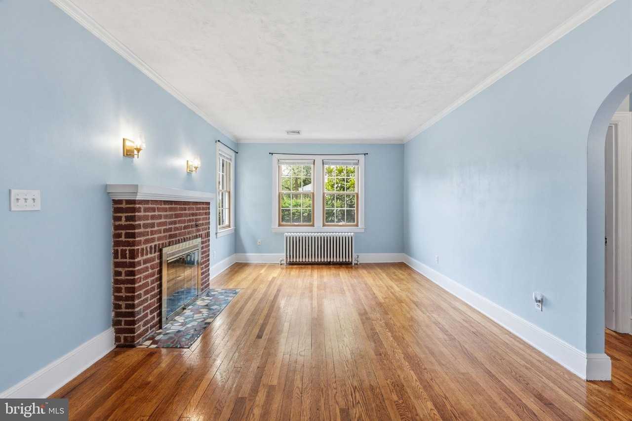 812 S Glebe Rd - Photo 5 of 25