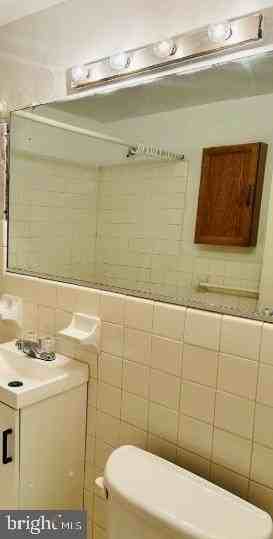 1577 N Colonial Ter #105Y - Photo 7 of 9