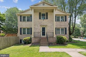 featured image of 7401 Willshire Hunt Ct