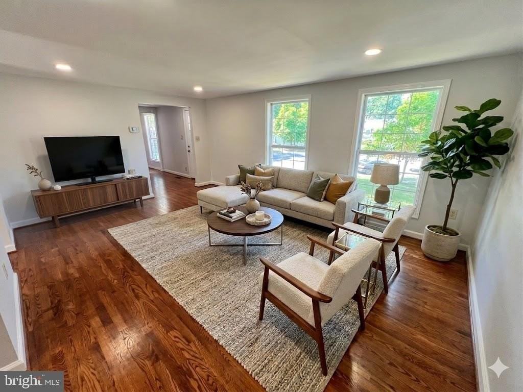 2283 Dosinia Ct - Photo 3 of 21