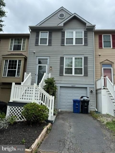 46647 Brownwood Sq - Photo 2 of 17